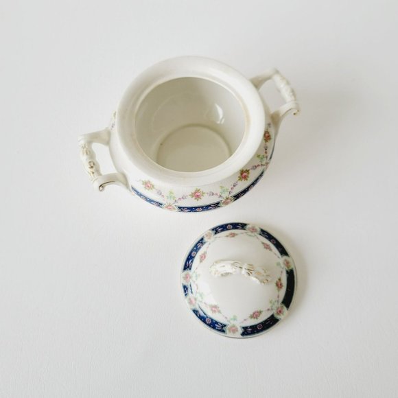 Rare Vintage Johnson Bro Sugar Bowl & Creamer, Blue Accent, Pink Floral, CRAZING - Picture 4 of 16